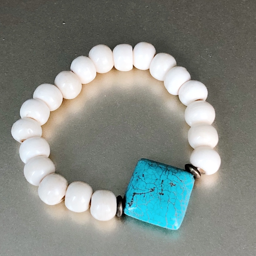 Bracelet with Turquoise Stone
